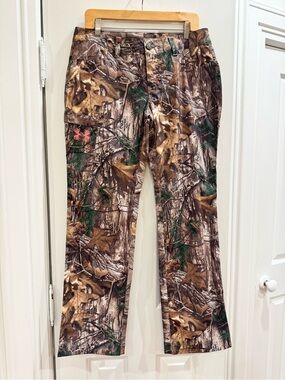 Under Armour Woman’s Realtree Xtra Camo Performance Hunting Pants Sz. 10 Outdoor